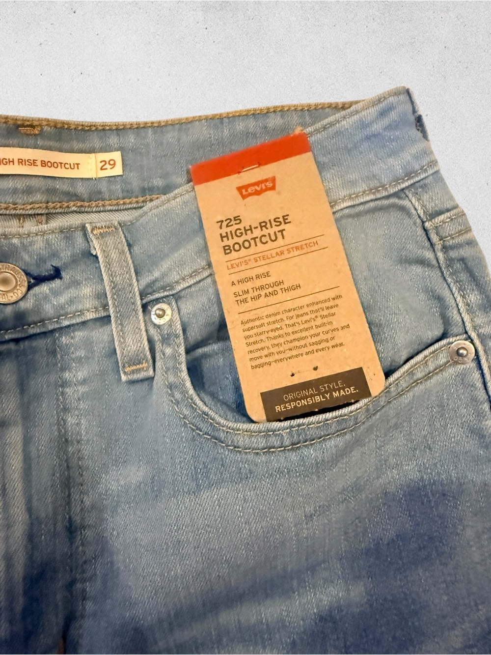 Levi's 725 High-Rise Bootcut Jeans - Light Blue Wash - Picture 6 of 11